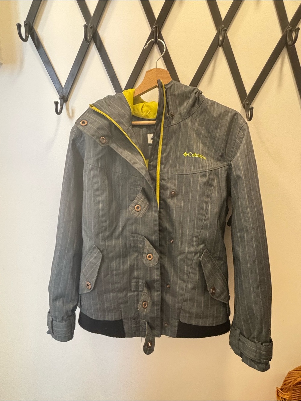 Columbia Gray Pinstripe Hooded Jacket Ski Snow Snowboard Lime Green Unique S - Picture 2 of 6